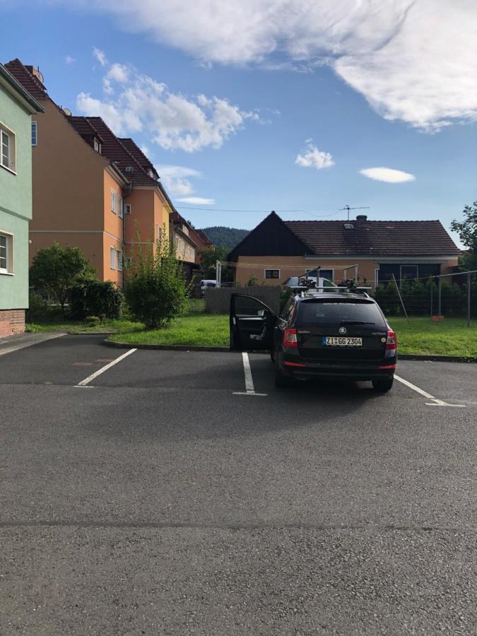 Ferienwohnung 60Er Jahre Design Apartment - 65Qm Fewo Im Zittauer Gebirge - Familienfreundliche Unterkunft Am Bergfuss Zum Toepfer Olbersdorf Zewnętrze zdjęcie